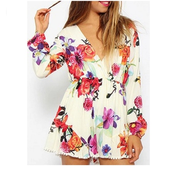 NWT Floral 🌺 Romper - Picture 2 of 6